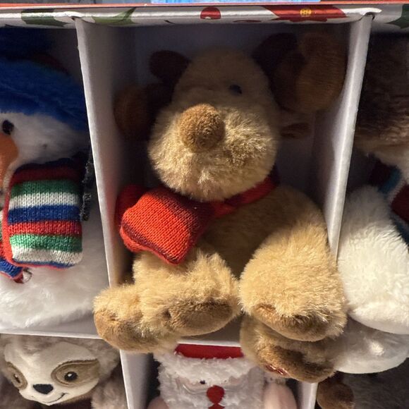 NIB 12 Piece Hugfun Plush Christmas Ornament Collection Snowmen Reindeer Moose - Picture 13 of 15